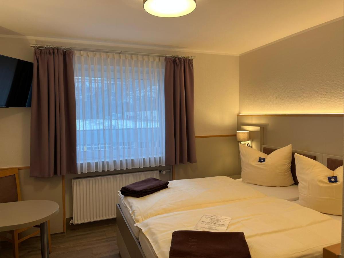 Stadt-Gut-Hotel Siegboot Siegen Extérieur photo